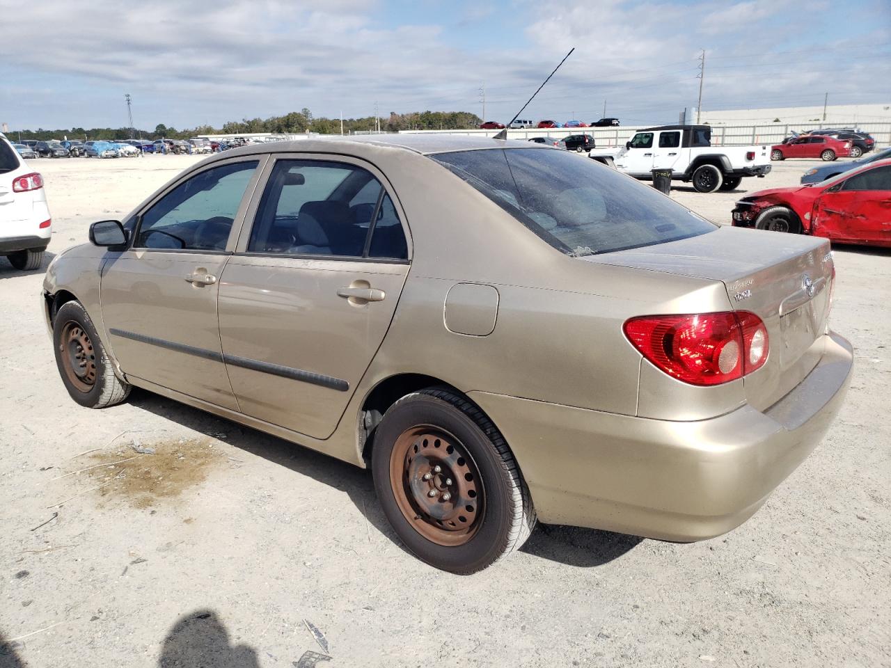 2005 Toyota Corolla VIN 1NXBR32E15Z346319 Copart auction photo, front end damage thumbnail 2