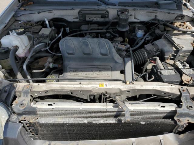 2004 Ford Escape VIN 1FMCU93174KA88254 Copart auction photo, rear end / minor dent/scratches damage thumbnail 11