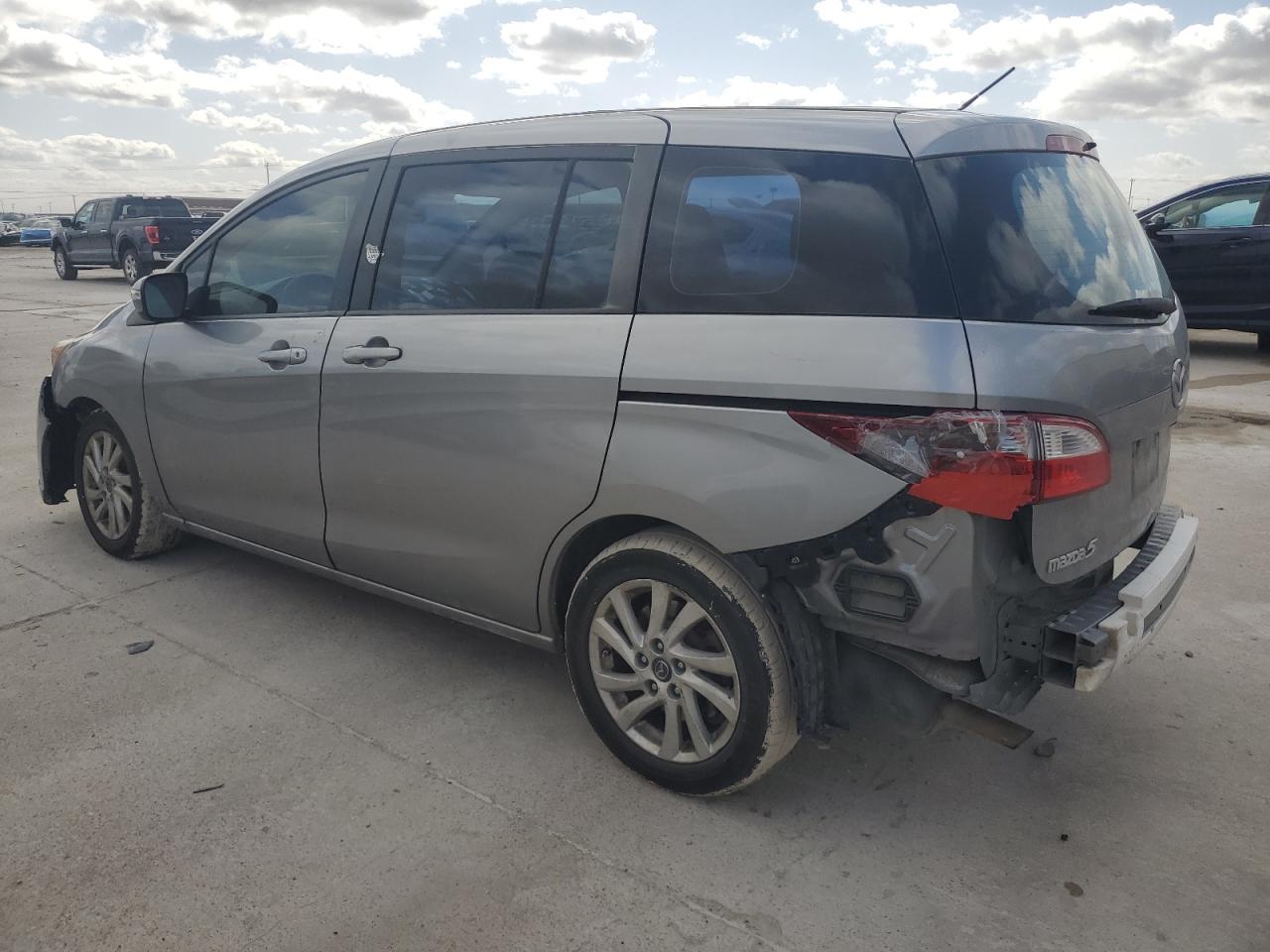 2013 Mazda 5 VIN JM1CW2BLXD0147334 Copart auction photo, rear end / side damage thumbnail 2
