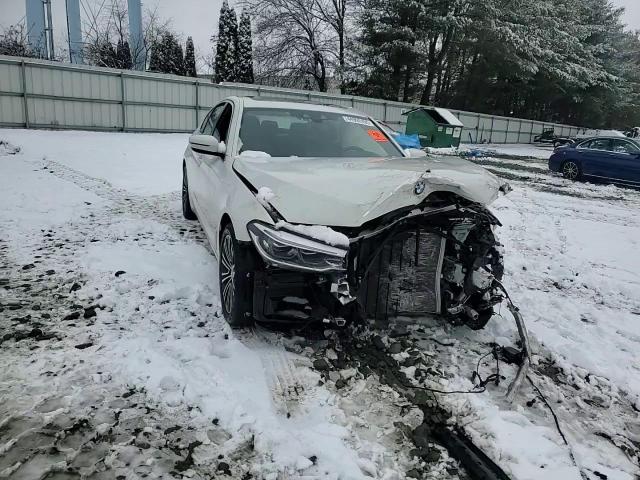 2020 BMW 5er VIN WBAJE7C5XKWW13696 Copart auction photo, front end damage thumbnail 11