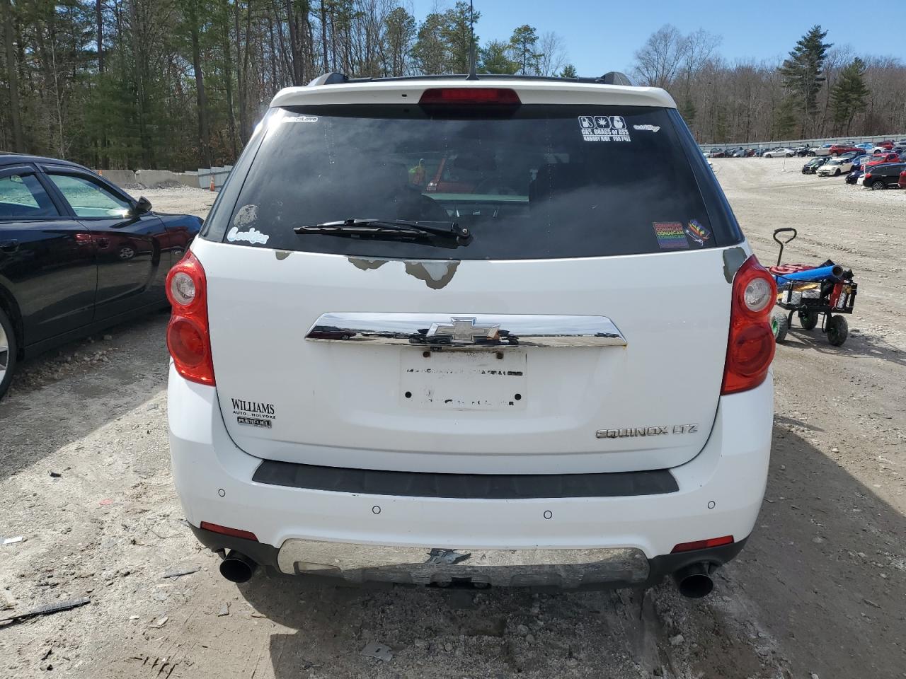 2011 Chevrolet Equinox VIN 2CNFLFE52B6288621 Copart auction photo, front end / undercarriage damage thumbnail 6