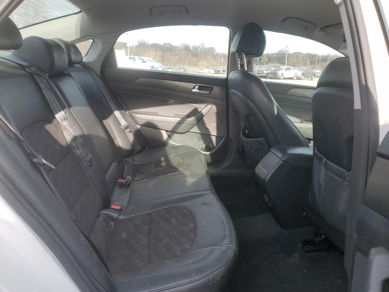 2015 Hyundai Sonata VIN 5NPE34AFXFH075064 Copart auction photo, rear end / minor dent/scratches damage thumbnail 10