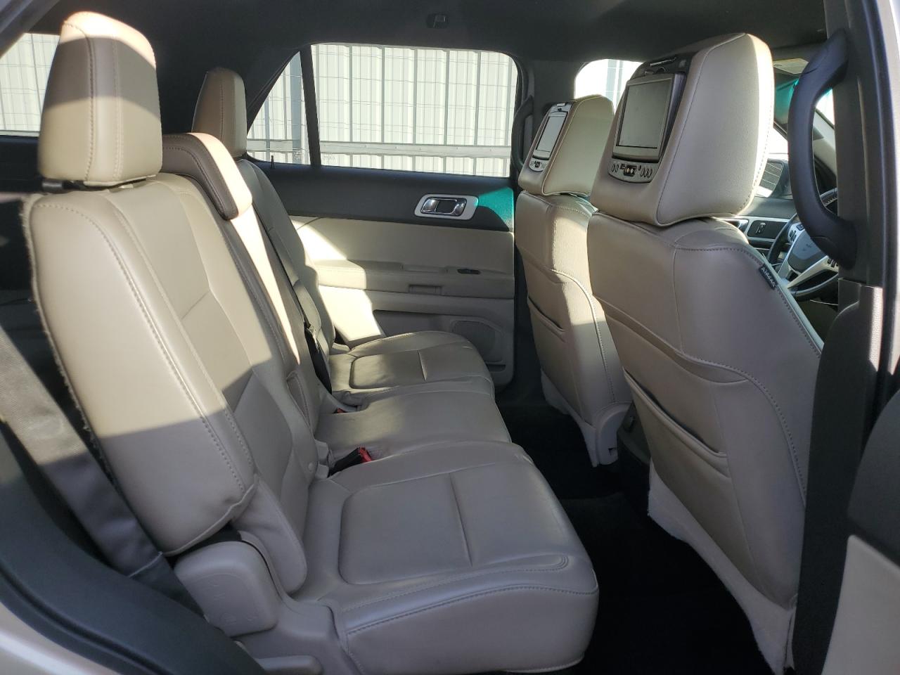 2011 Ford Explorer VIN 1FMHK8D85BGA90084 Copart auction photo, mechanical / minor dent/scratches damage thumbnail 11