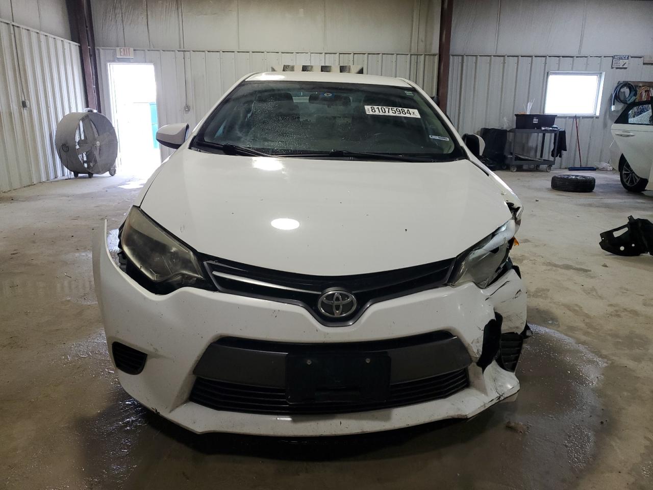 2016 Toyota Corolla VIN 2T1BURHE2GC612346 Copart auction photo, front end / minor dent/scratches damage thumbnail 5