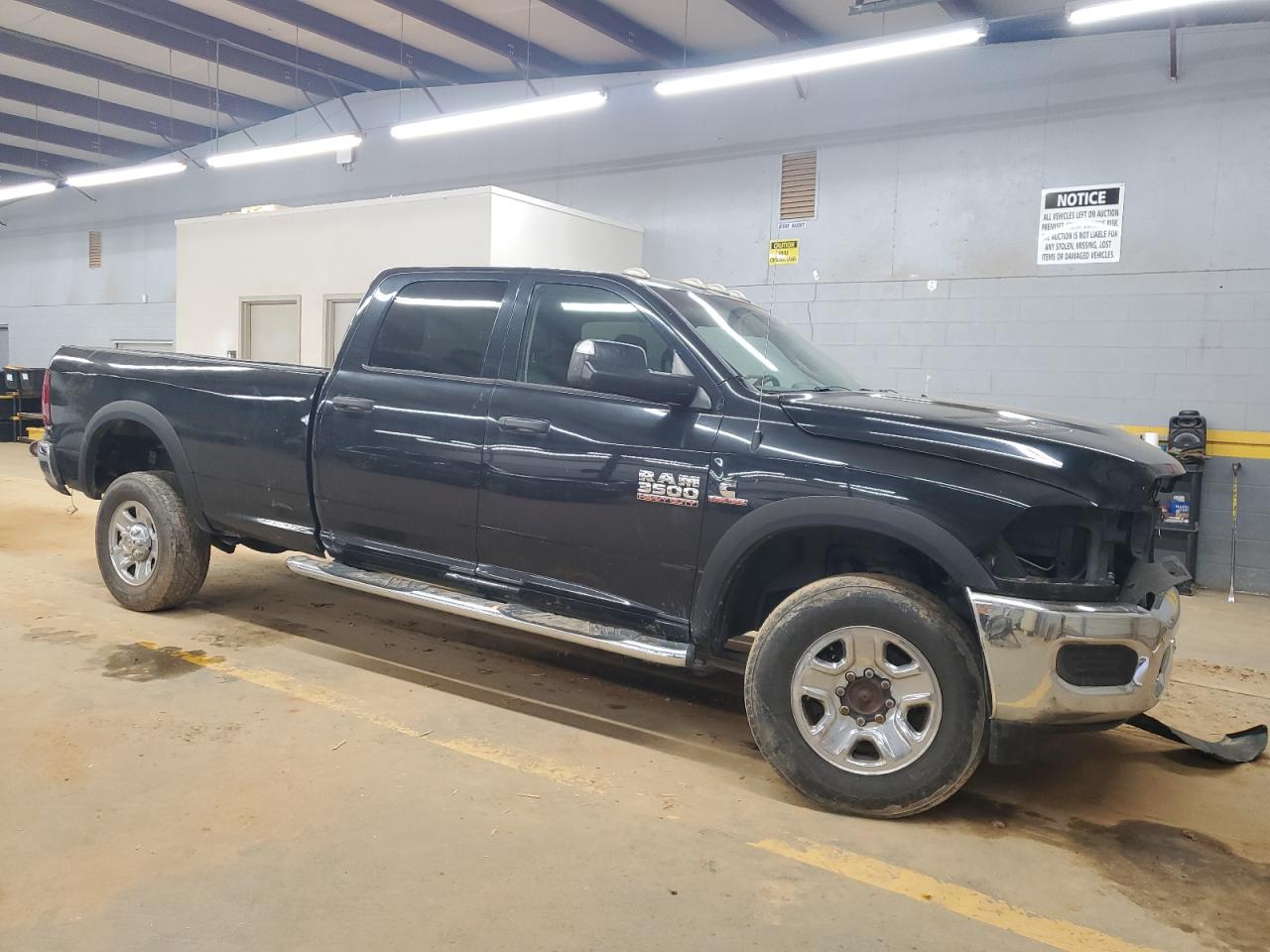 2015 RAM 3500 VIN 3C63R3GL1FG702652 Copart auction photo, front end / undercarriage damage thumbnail 4