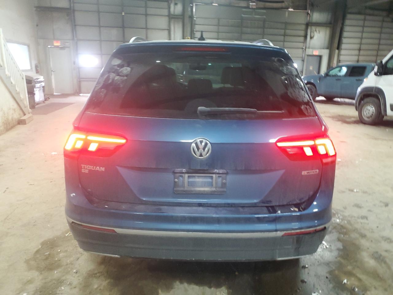 2020 Volkswagen Tiguan VIN 3VV2B7AX5LM013501 Copart auction photo, front end damage thumbnail 6