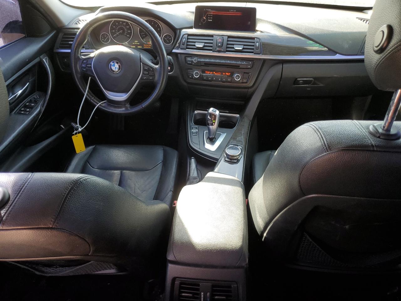 2015 BMW 3er VIN WBA3A5G54FNS82581 Copart auction photo, front end / rear end damage thumbnail 8