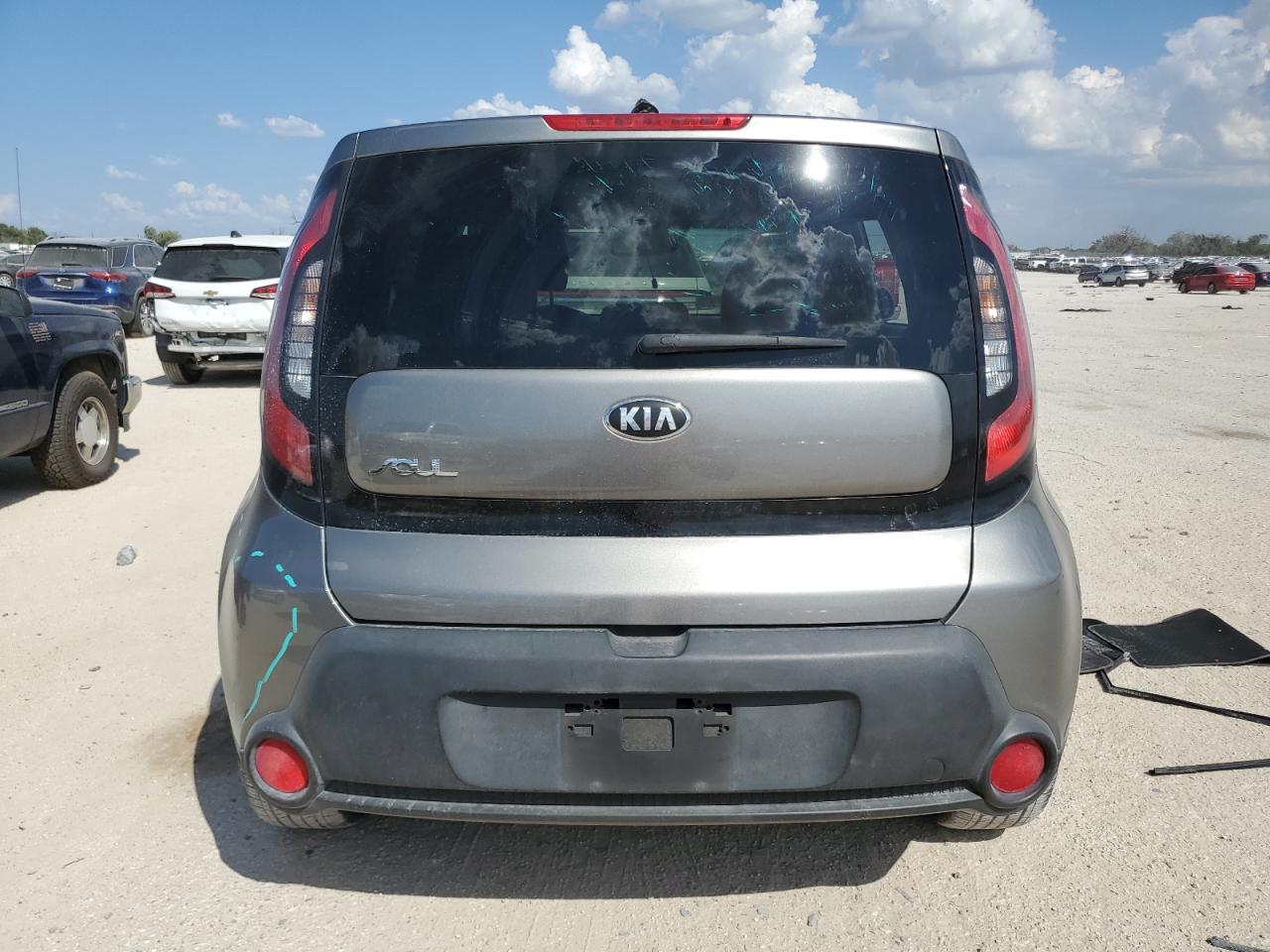 2015 KIA Soul VIN KNDJP3A5XF7188439 Copart auction photo, mechanical / vandalism damage thumbnail 6
