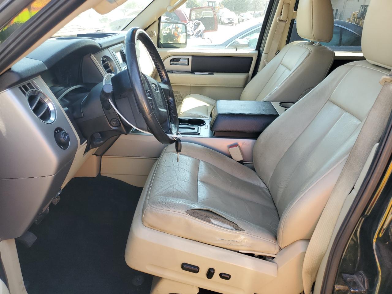 2015 Ford Expedition VIN 1FMJK1HT1FEF00159 Copart auction photo, front end damage thumbnail 7