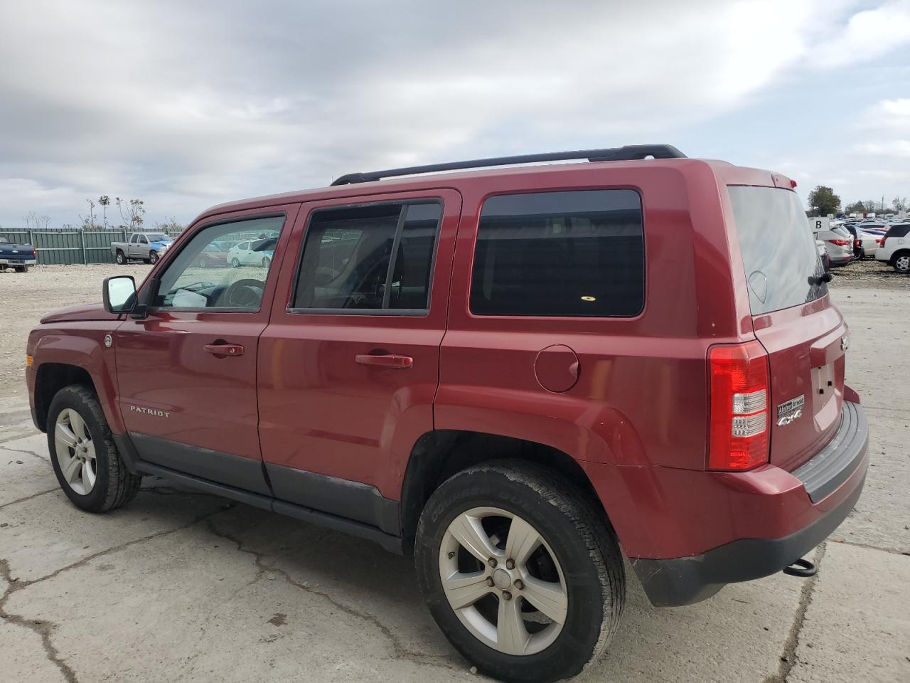 2012 Jeep Liberty (Patriot) VIN 1C4NJRFB8CD557428 Copart auction photo, frame damage damage thumbnail 2