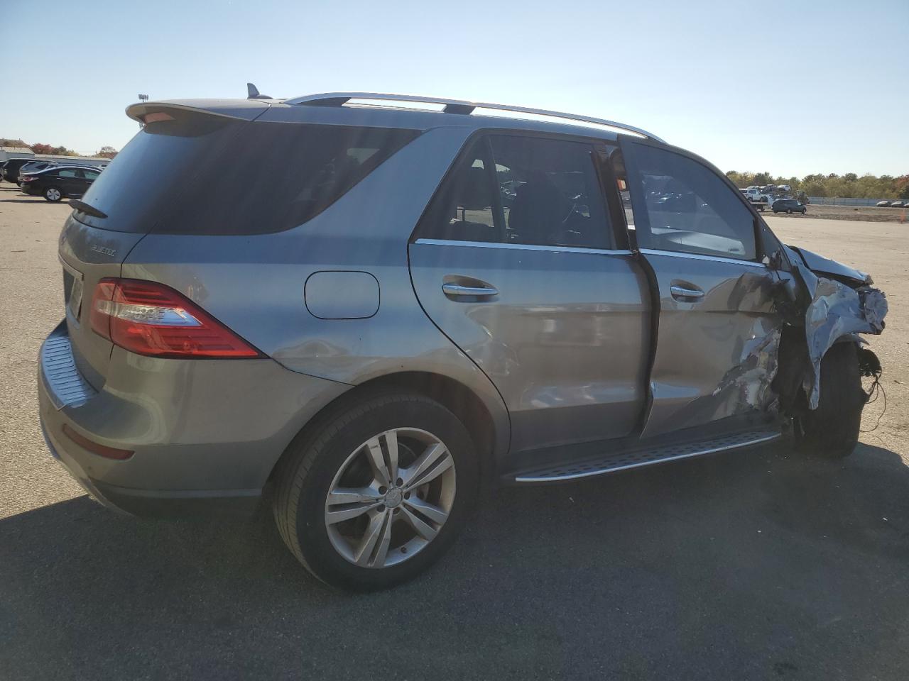 2013 Mercedes-Benz M-klasse VIN 4JGDA2EB7DA169643 Copart auction photo, front end / side damage thumbnail 3