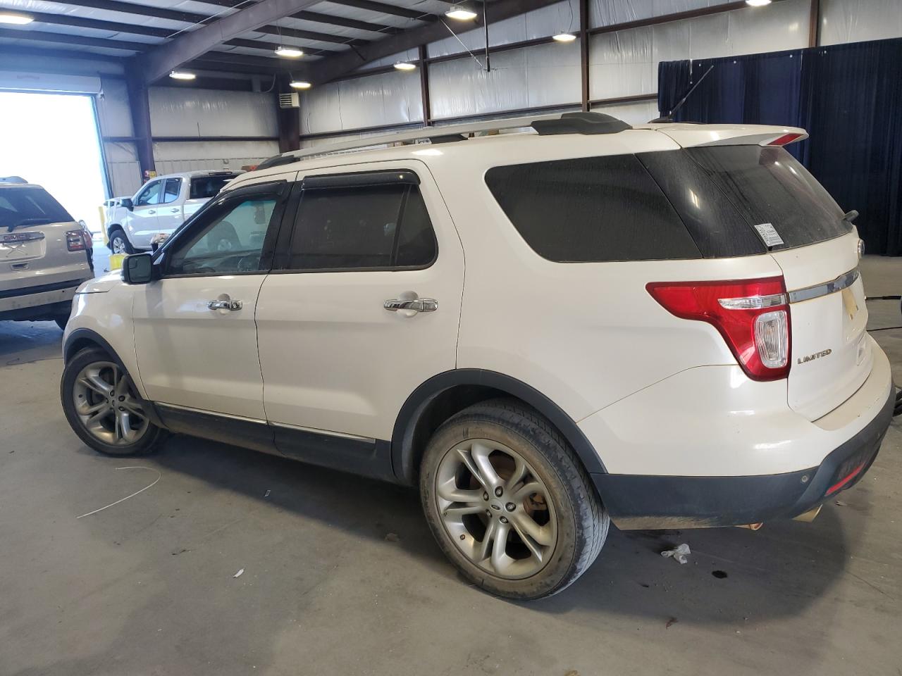 2015 Ford Explorer VIN 1FM5K7F87FGB60670 Copart auction photo, front end / side damage thumbnail 2