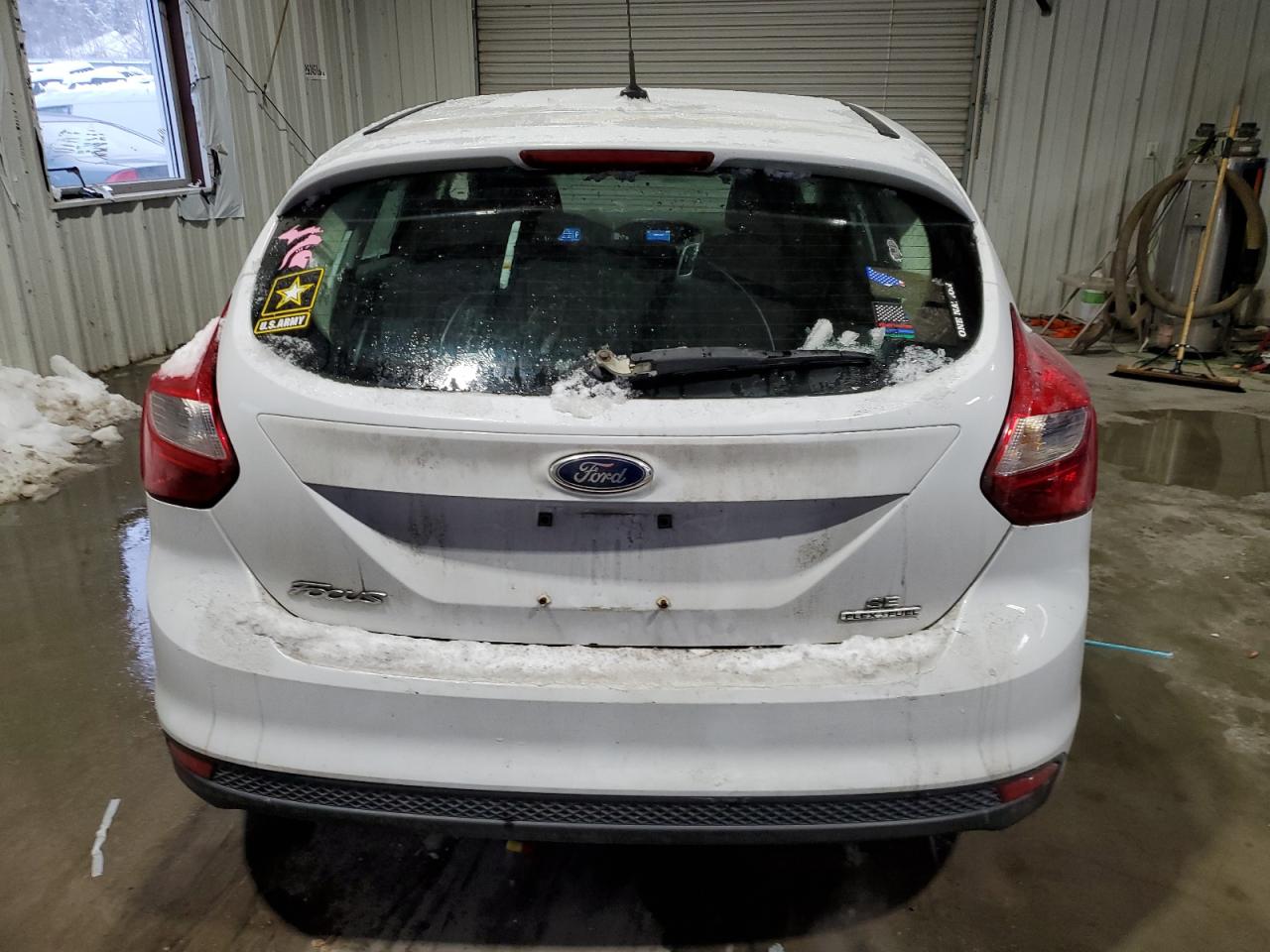 2014 Ford Focus VIN 1FADP3K26EL438093 Copart auction photo, all over damage thumbnail 6