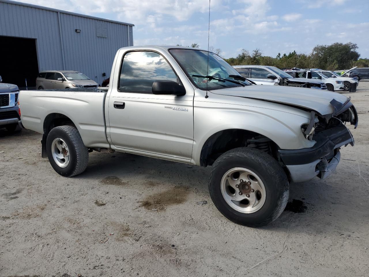 2004 Toyota Tacoma VIN 5TENM92N34Z415679 Copart auction photo, front end damage thumbnail 4