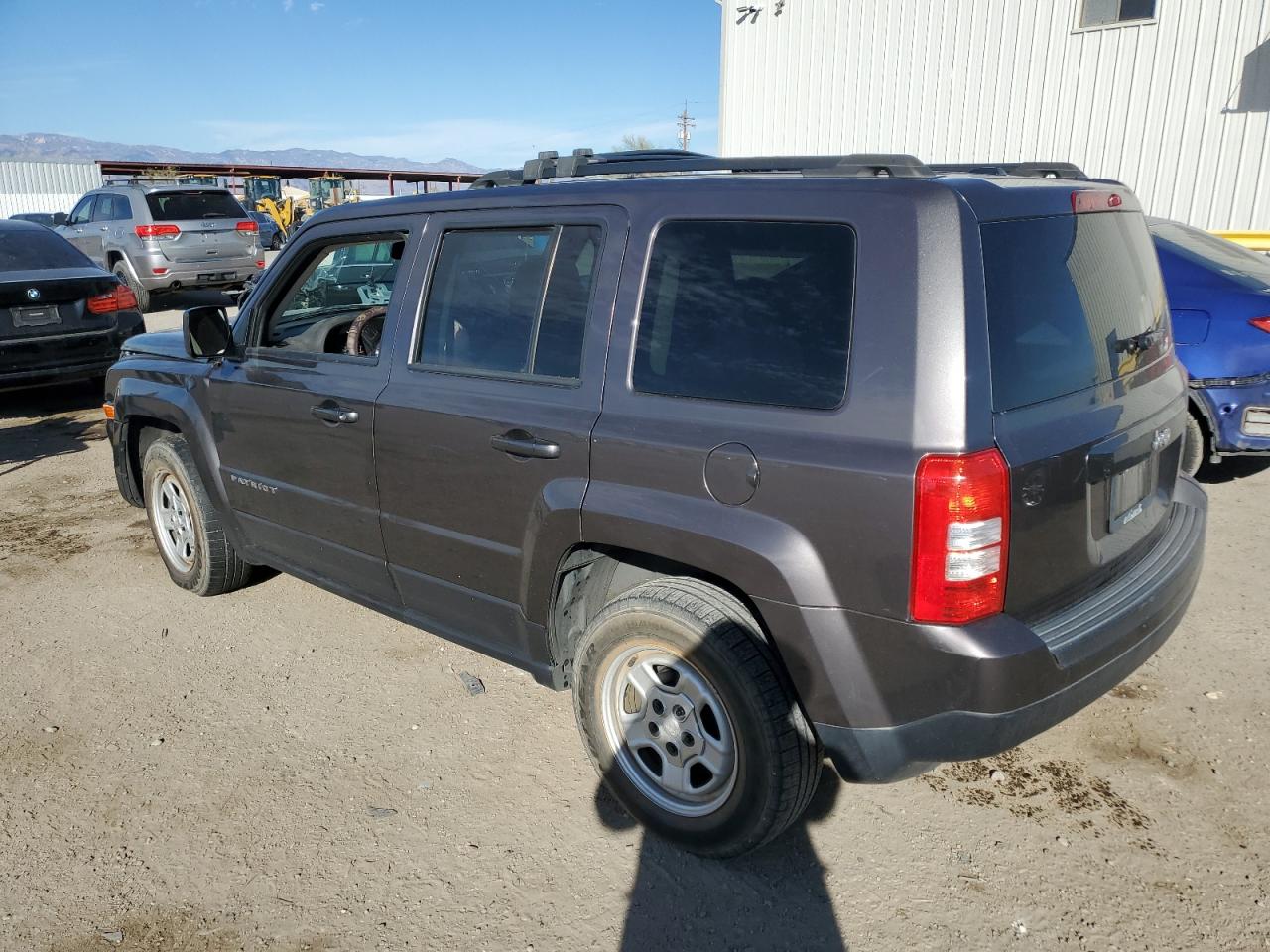 2016 Jeep Liberty (Patriot) VIN 1C4NJPBB4GD659776 Copart auction photo, front end / top/roof damage thumbnail 2