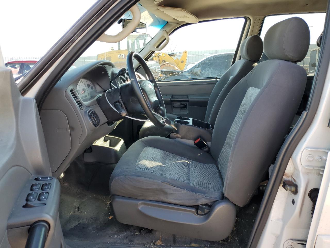 2005 Ford Explorer VIN 1FMZU67KX5UA94020 Copart auction photo, front end damage thumbnail 7