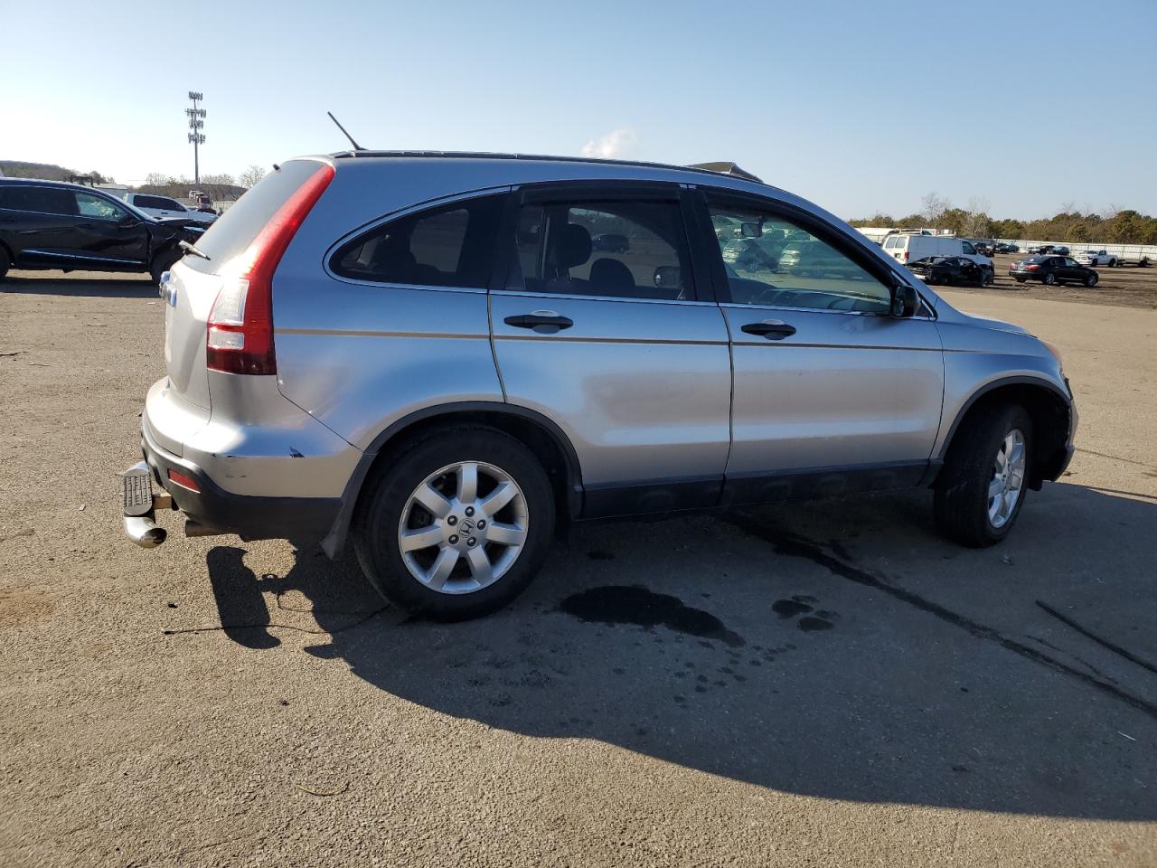 2007 Honda CR-V VIN JHLRE48517C022228 Copart auction photo, mechanical / minor dent/scratches damage thumbnail 3
