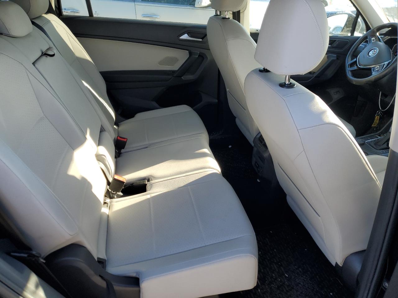 2019 Volkswagen Tiguan VIN 3VV2B7AX5KM086916 Copart auction photo, front end damage thumbnail 11