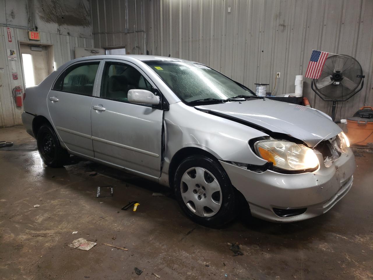 2005 Toyota Corolla VIN 1NXBR32E25Z478456 Copart auction photo, front end damage thumbnail 4
