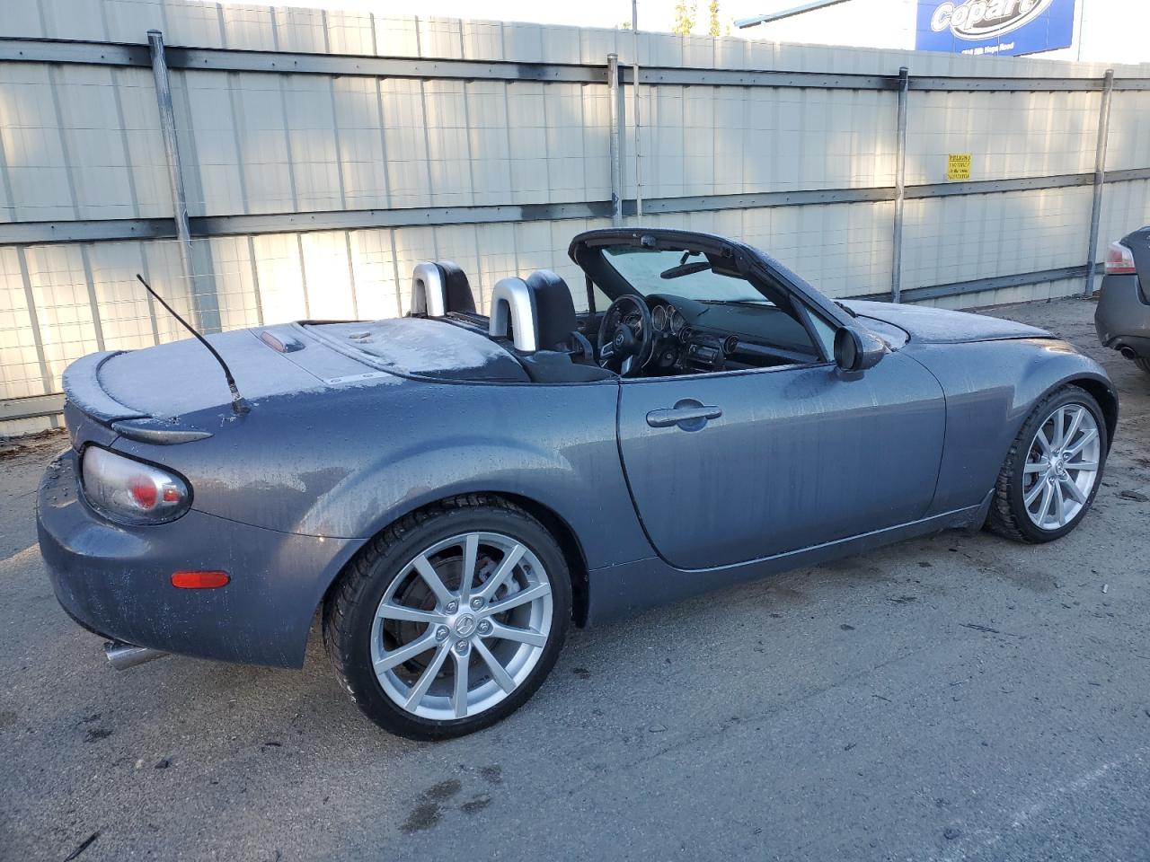 2006 Mazda MX-5 VIN JM1NC25F060101411 Copart auction photo, burn - interior damage thumbnail 3