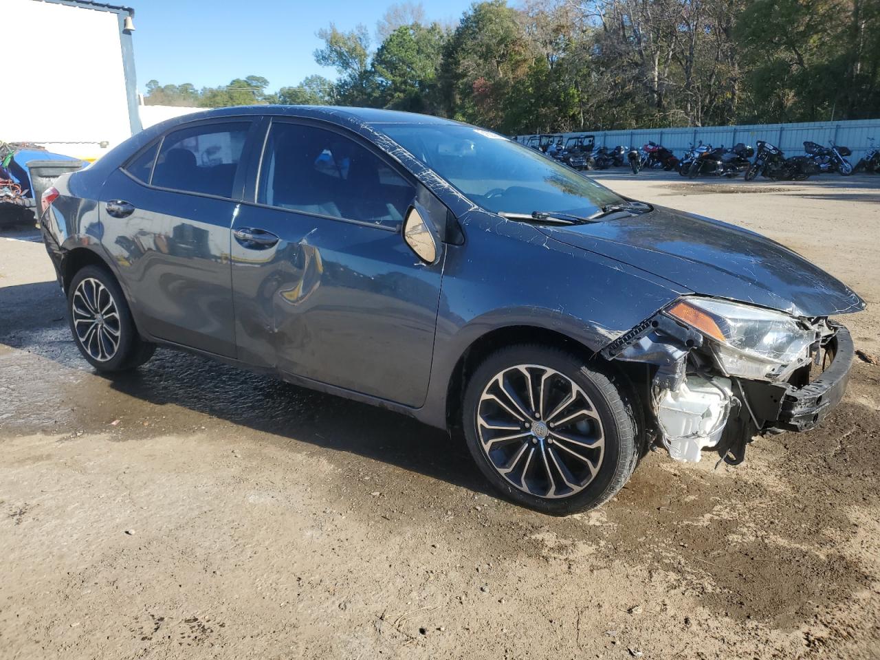 2016 Toyota Corolla VIN 5YFBURHE2GP377382 Copart auction photo, front end / rear end damage thumbnail 4