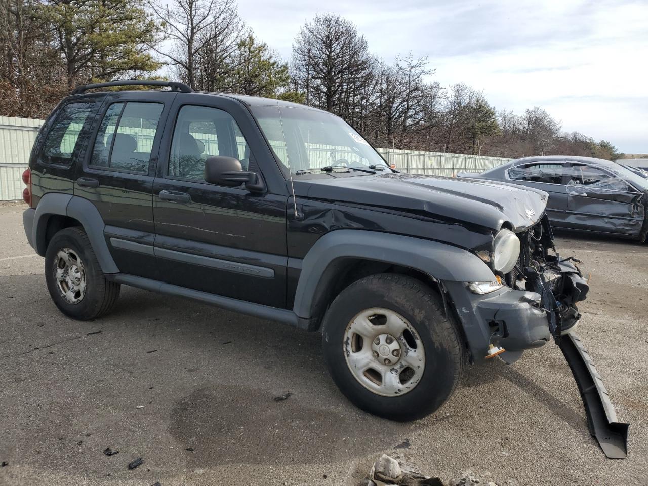 2006 Jeep Liberty (North America) VIN 1J4GL48K36W269046 Copart auction photo, front end / minor dent/scratches damage thumbnail 4