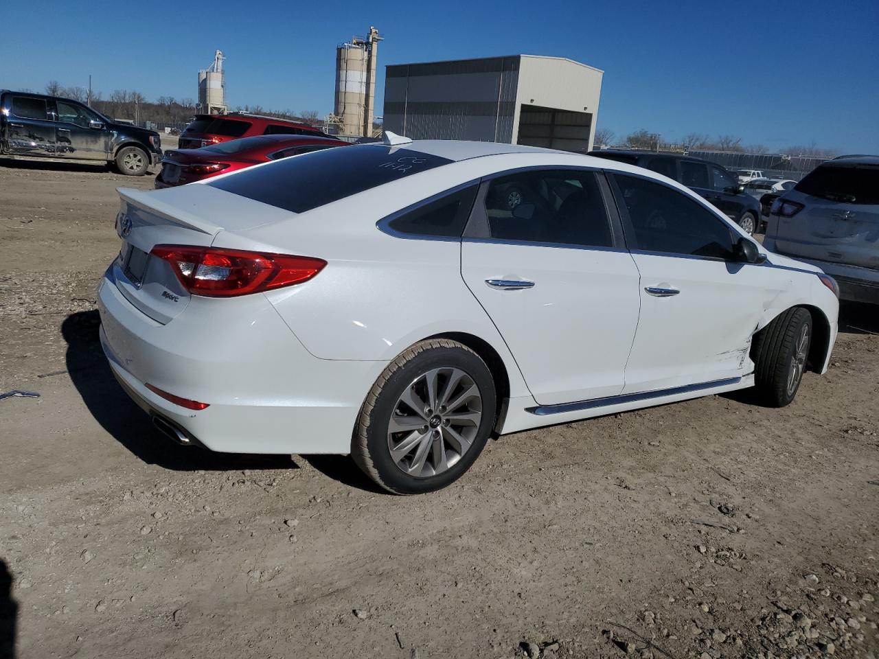 2015 Hyundai Sonata VIN 5NPE34AF9FH116977 Copart auction photo, side damage thumbnail 3