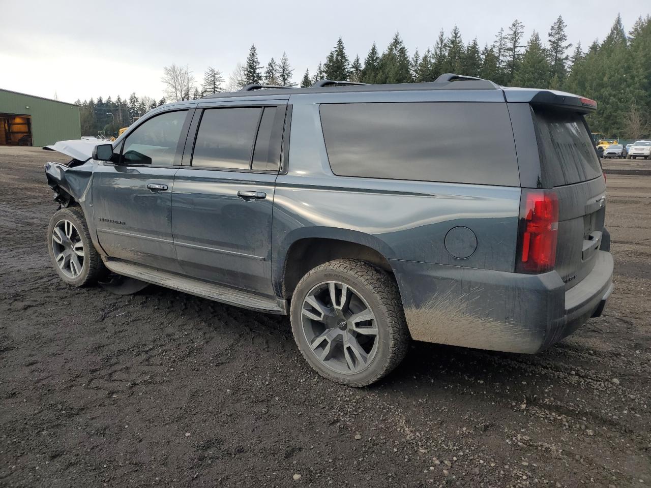 2019 Chevrolet Suburban VIN 1GNSKJKJ0KR215401 Copart auction photo, front end damage thumbnail 2
