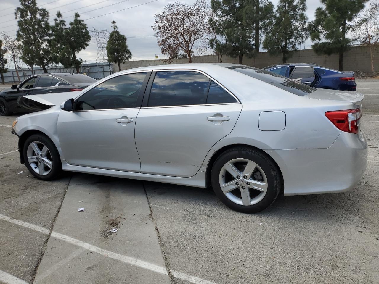 2014 Toyota Camry VIN 4T1BF1FK2EU447673 Copart auction photo, front end / side damage thumbnail 2