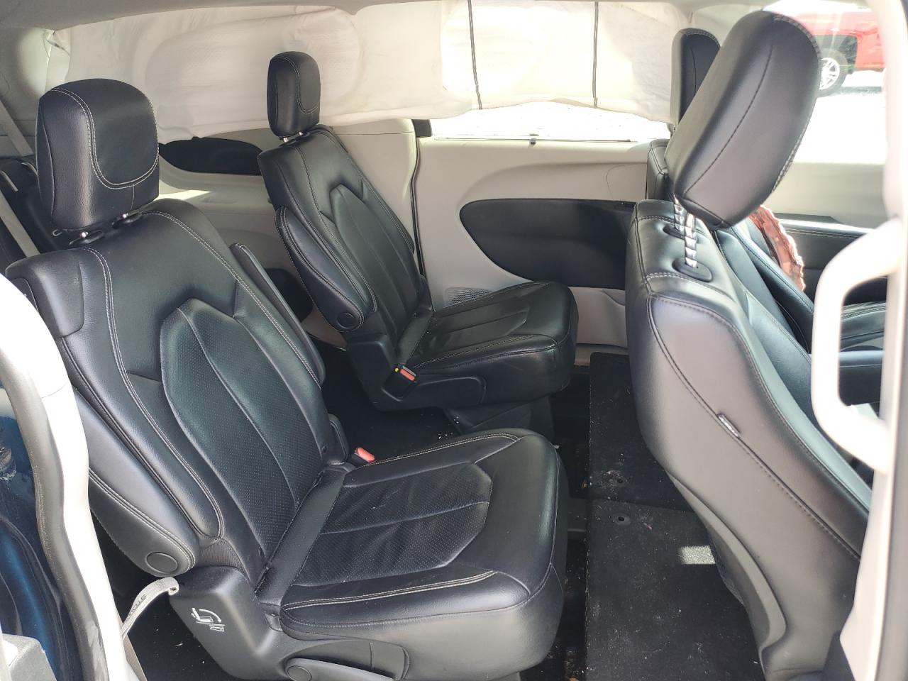 2022 Chrysler Pacifica VIN 2C4RC1BG8NR194112 Copart auction photo, side / rear end damage thumbnail 11