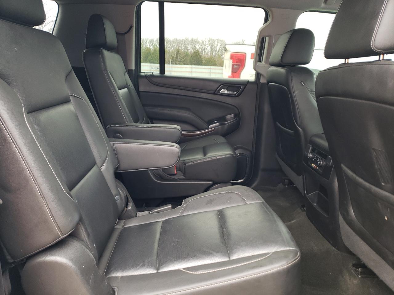 2016 GMC Yukon VIN 1GKS2GKC7GR137451 Copart auction photo, front end / minor dent/scratches damage thumbnail 11