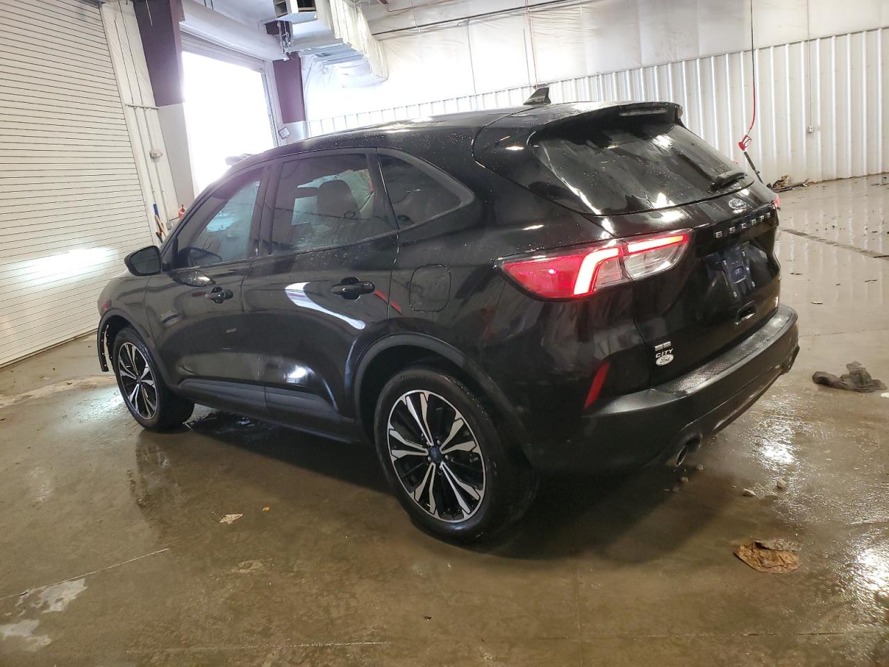 2021 Ford Escape VIN 1FMCU9G66MUA62528 Copart auction photo, front end damage thumbnail 2