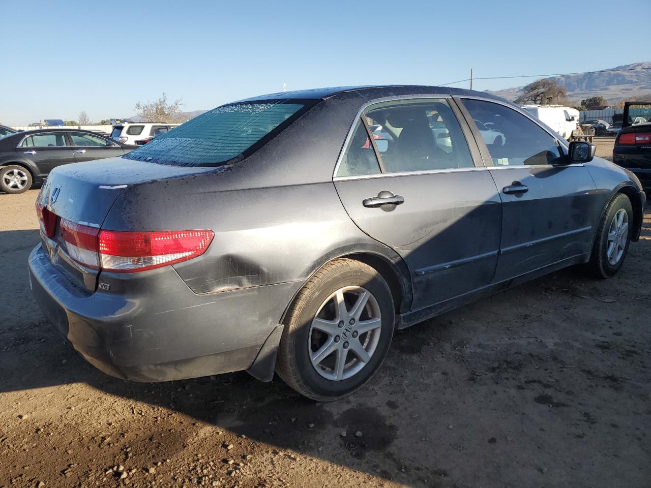 2003 Honda Accord VIN 1HGCM66883A046550 Copart auction photo, front end / rear end damage thumbnail 3