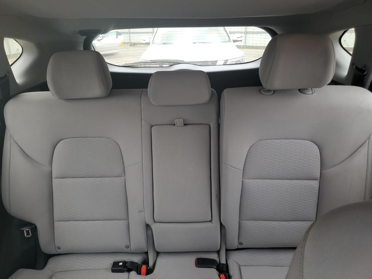 2020 Hyundai Tucson VIN KM8J2CA49LU277675 Copart auction photo, water/flood / minor dent/scratches damage thumbnail 10
