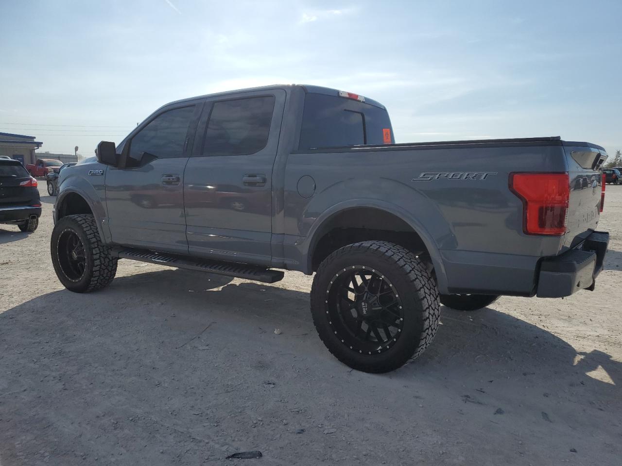 2019 Ford F-150 VIN 1FTEW1CP2KFB77247 Copart auction photo, biohazard/chemical / minor dent/scratches damage thumbnail 2