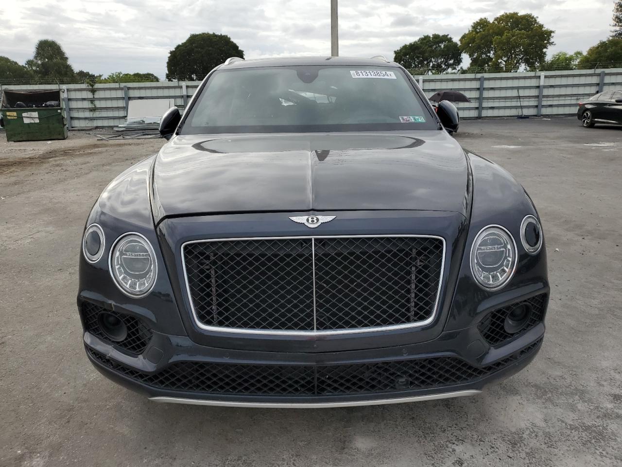 2019 Bentley Bentayga VIN SJAAM2ZV6KC025300 Copart auction photo, rear end damage thumbnail 5