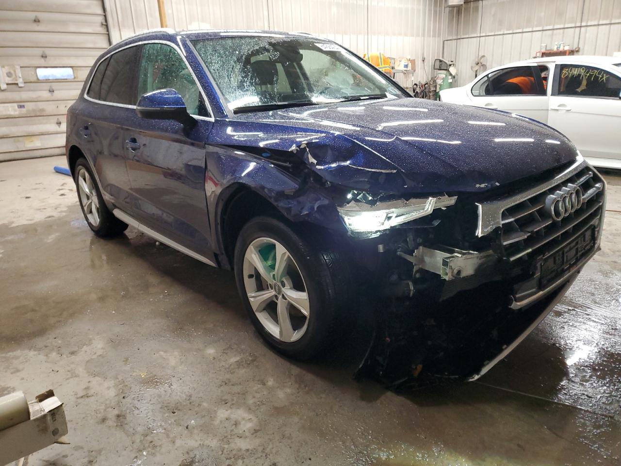 2020 Audi Q5 VIN WA1BNAFY2L2082796 Copart auction photo, front end / mechanical damage thumbnail 4