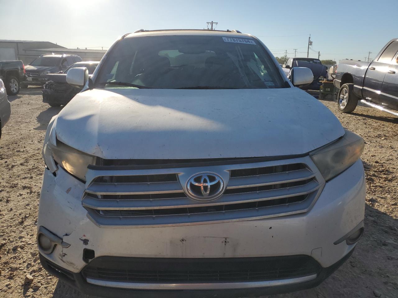 2012 Toyota Highlander VIN 5TDYK3EHXCS082463 Copart auction photo, front end / minor dent/scratches damage thumbnail 5