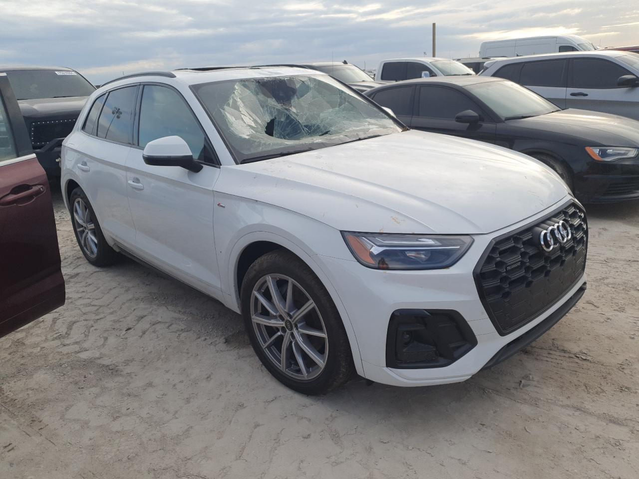 2023 Audi Q5 VIN WA1E2AFY4P2148552 Copart auction photo, top/roof damage thumbnail 4