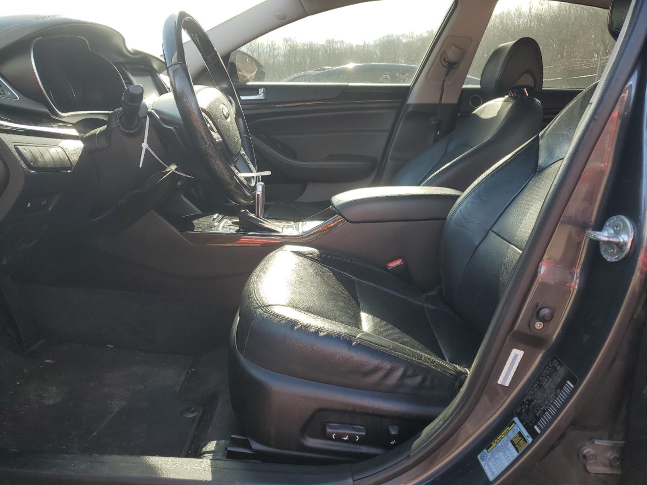 2015 KIA Cadenza VIN KNALN4D7XF5168637 Copart auction photo, minor dent/scratches damage thumbnail 7