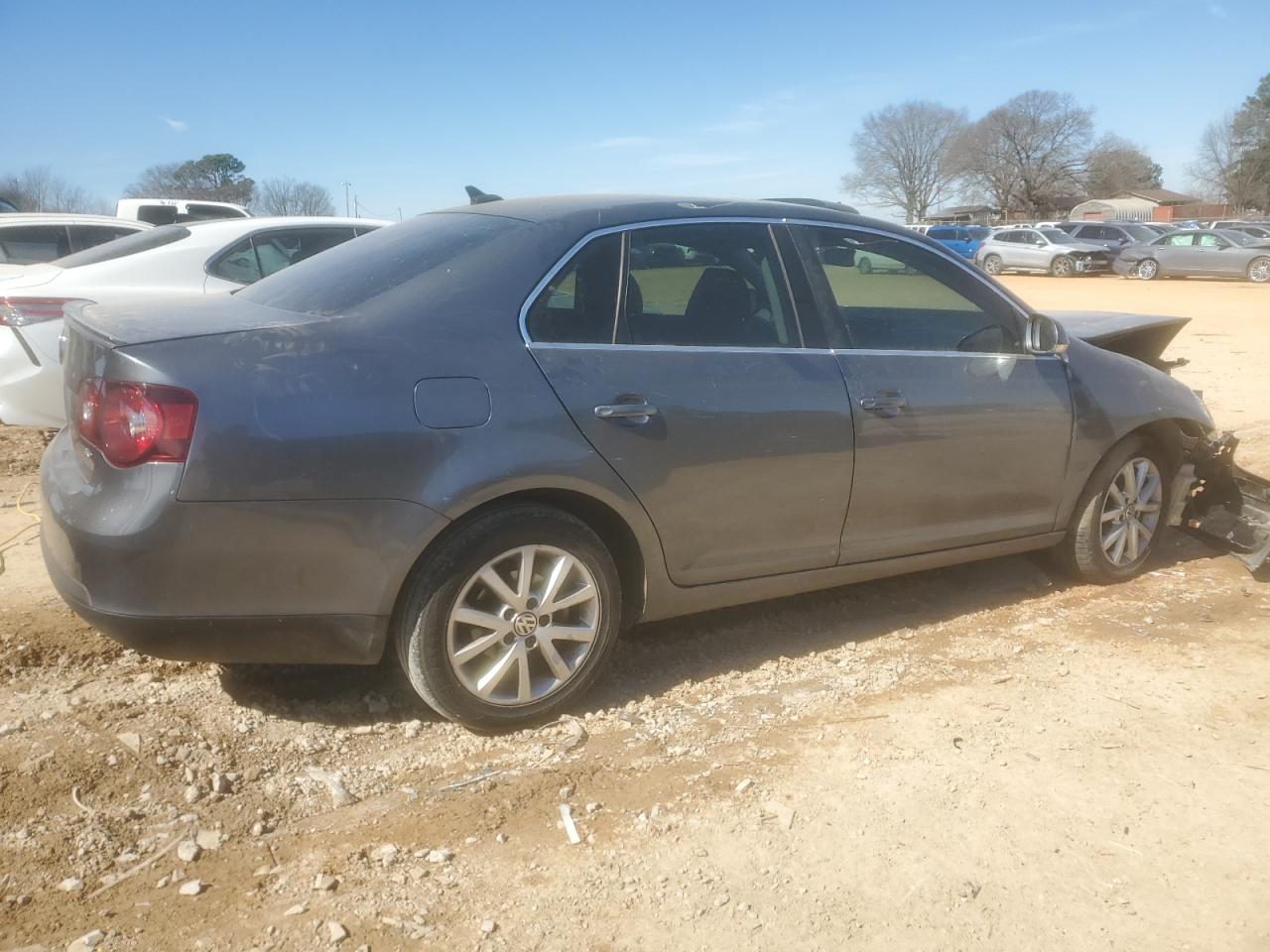 2010 Volkswagen Jetta VIN 3VWRX7AJXAM066151 Copart auction photo, front end damage thumbnail 3