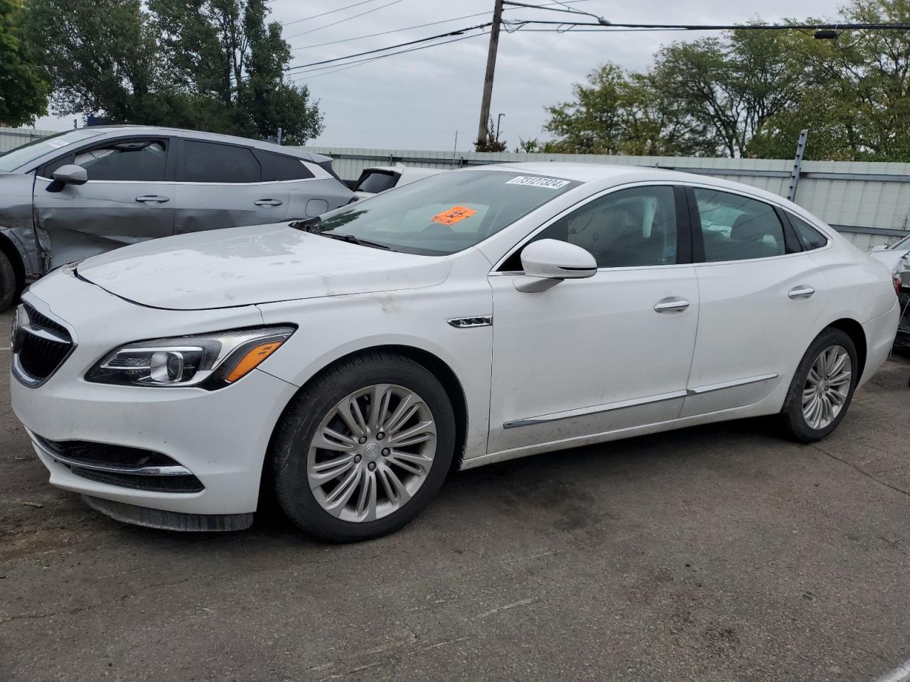 2018 Buick LaCrosse VIN 1G4ZP5SZ9JU133518