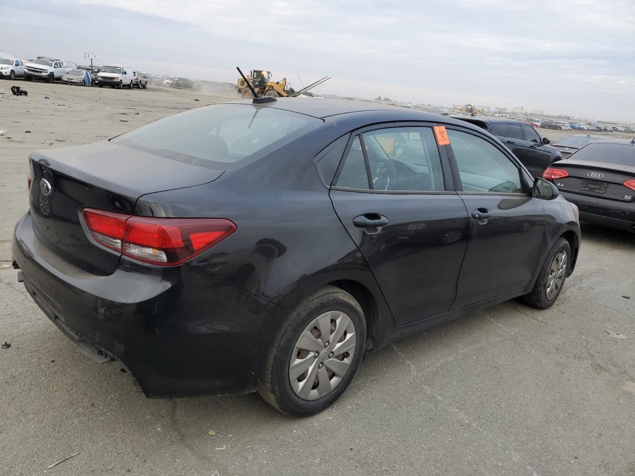 2018 KIA Rio VIN 3KPA24AB6JE062727 Copart auction photo, vandalism damage thumbnail 3