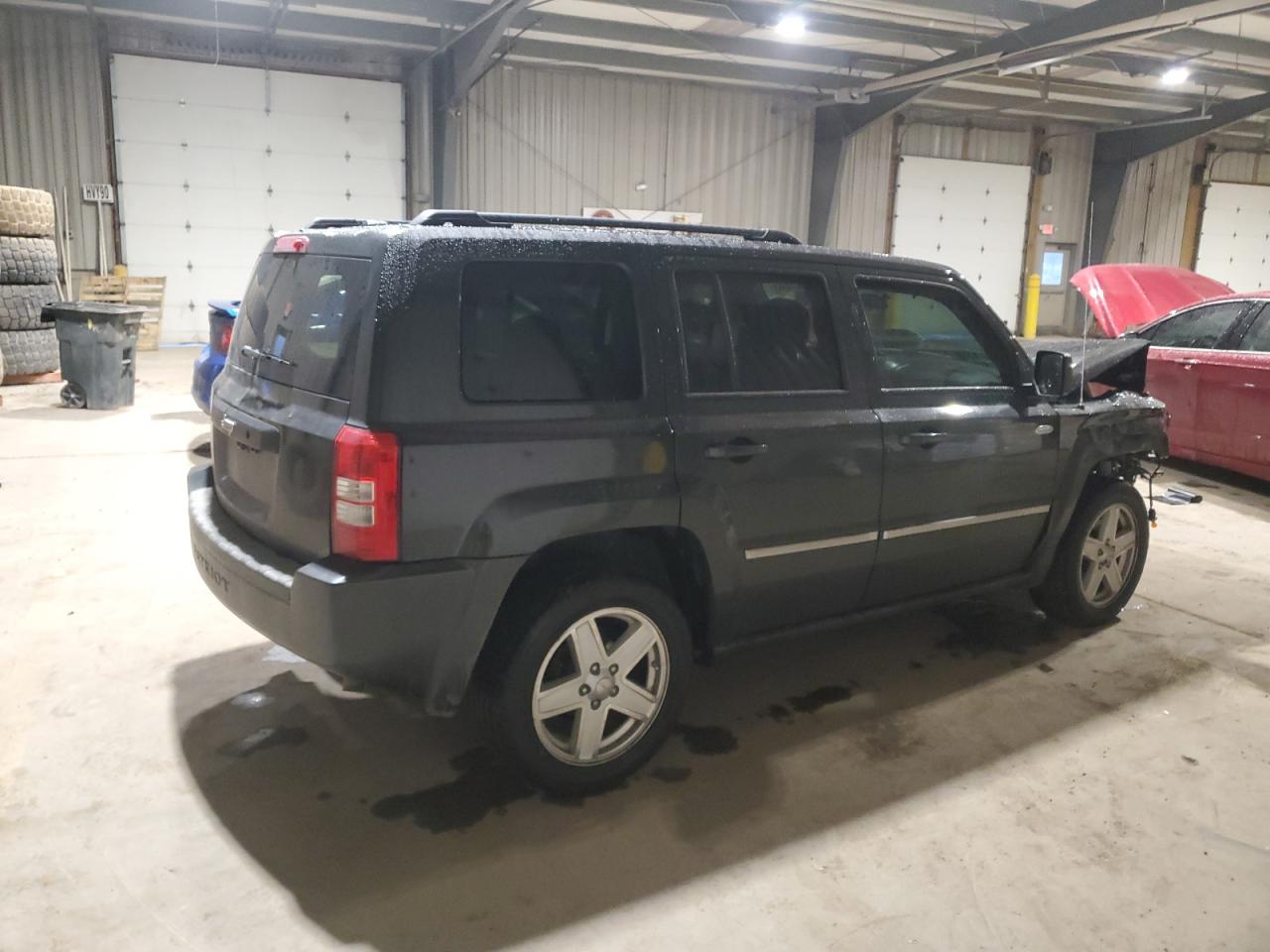 2010 Jeep Liberty (Patriot) VIN 1J4NF1GB9AD665985 Copart auction photo, front end damage thumbnail 3