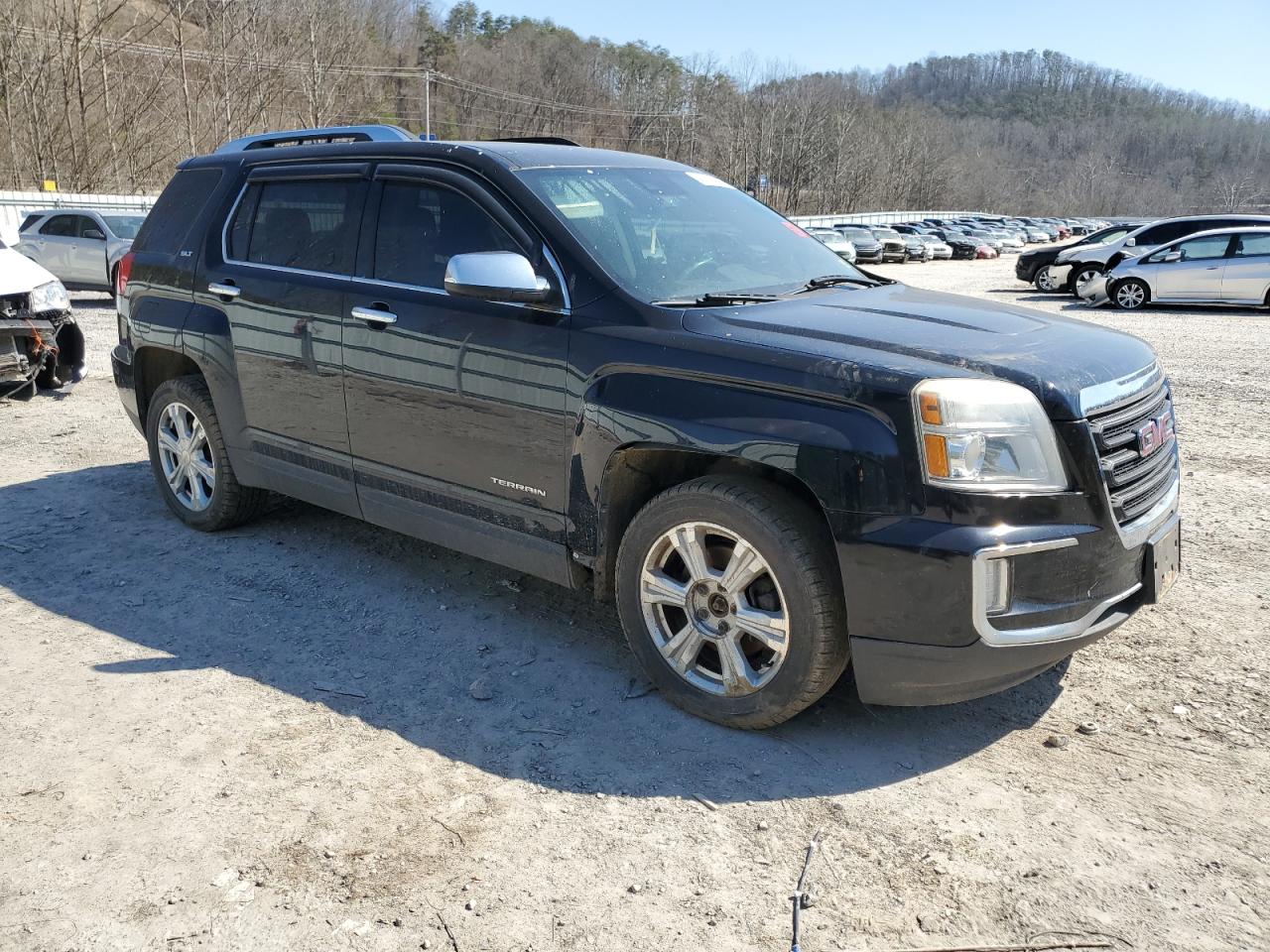 2017 GMC Terrain VIN 2GKFLUEKXH6237735 Copart auction photo, water/flood damage thumbnail 4