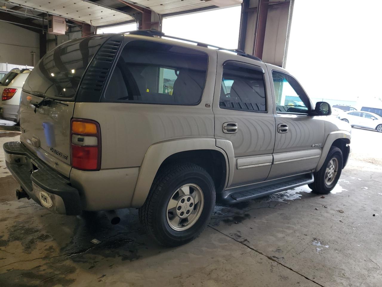 2002 Chevrolet Tahoe VIN 1GNEK13Z12J162868 Copart auction photo, front end damage thumbnail 3