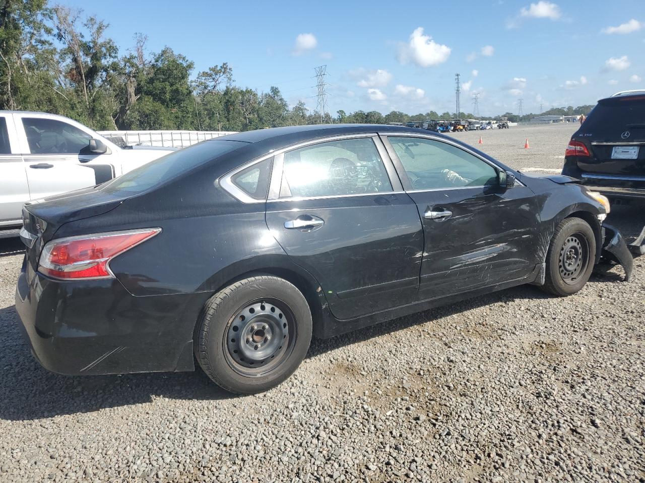 2015 Nissan Altima VIN 1N4AL3AP3FC428652 Copart auction photo, front end damage thumbnail 3