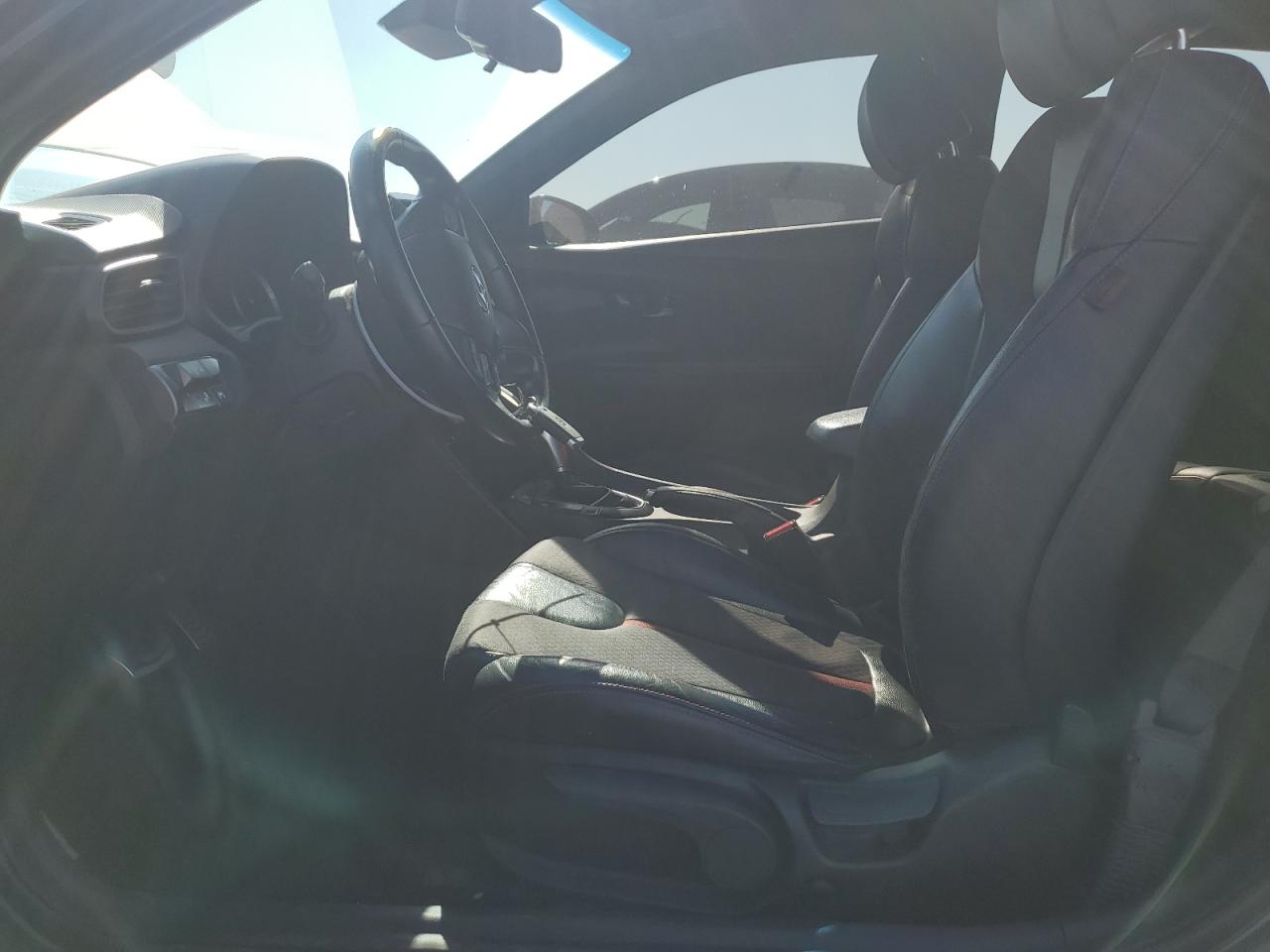2019 Hyundai Veloster VIN KMHTH6AB8KU006287 Copart auction photo, rear end damage thumbnail 7