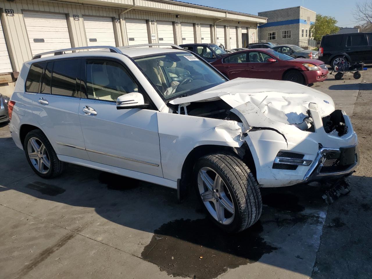 2014 Mercedes-Benz GLK-klasse VIN WDCGG0EB2EG243709 Copart auction photo, front end damage thumbnail 4