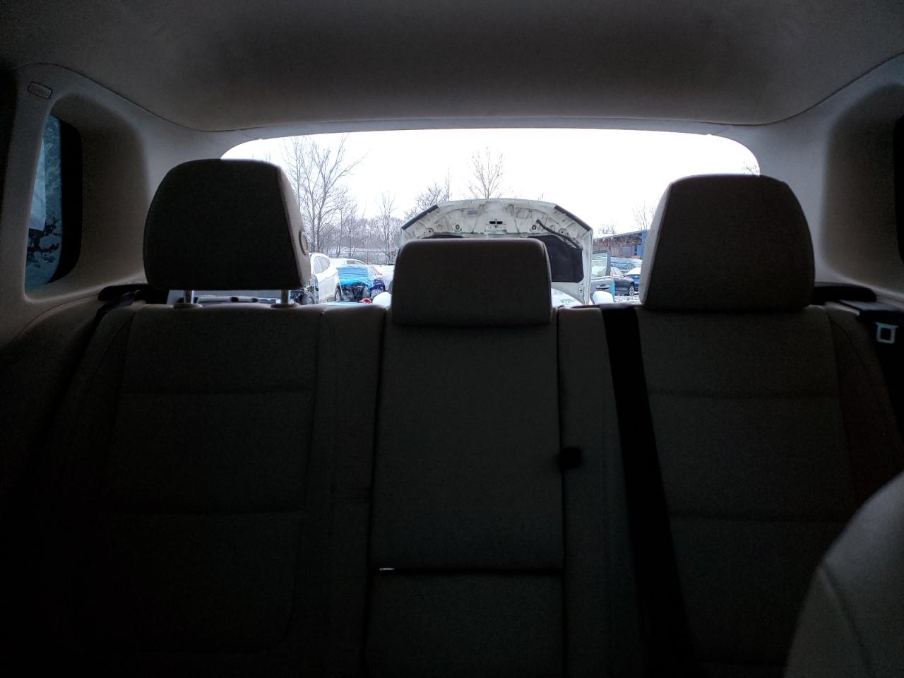 2016 Volkswagen Tiguan VIN WVGBV7AX0GW553409 Copart auction photo, rear end damage thumbnail 10